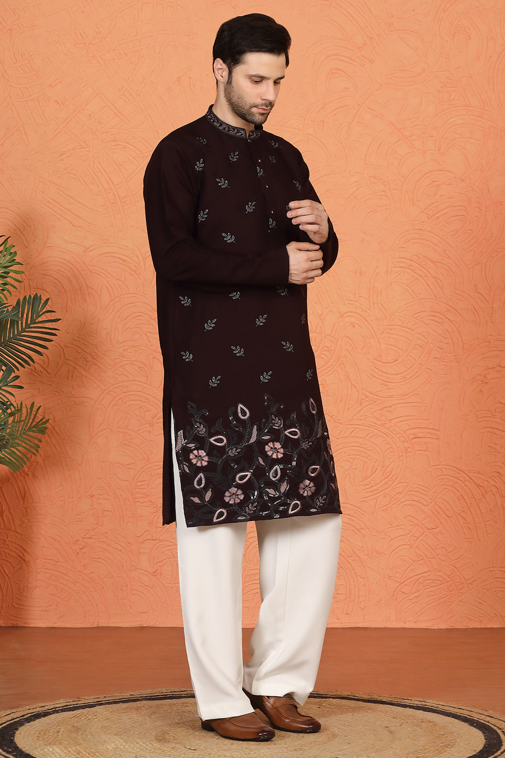 Phool Buta  Patti Embroidered Kurta with Loose Fit Parallel Matching  Pants