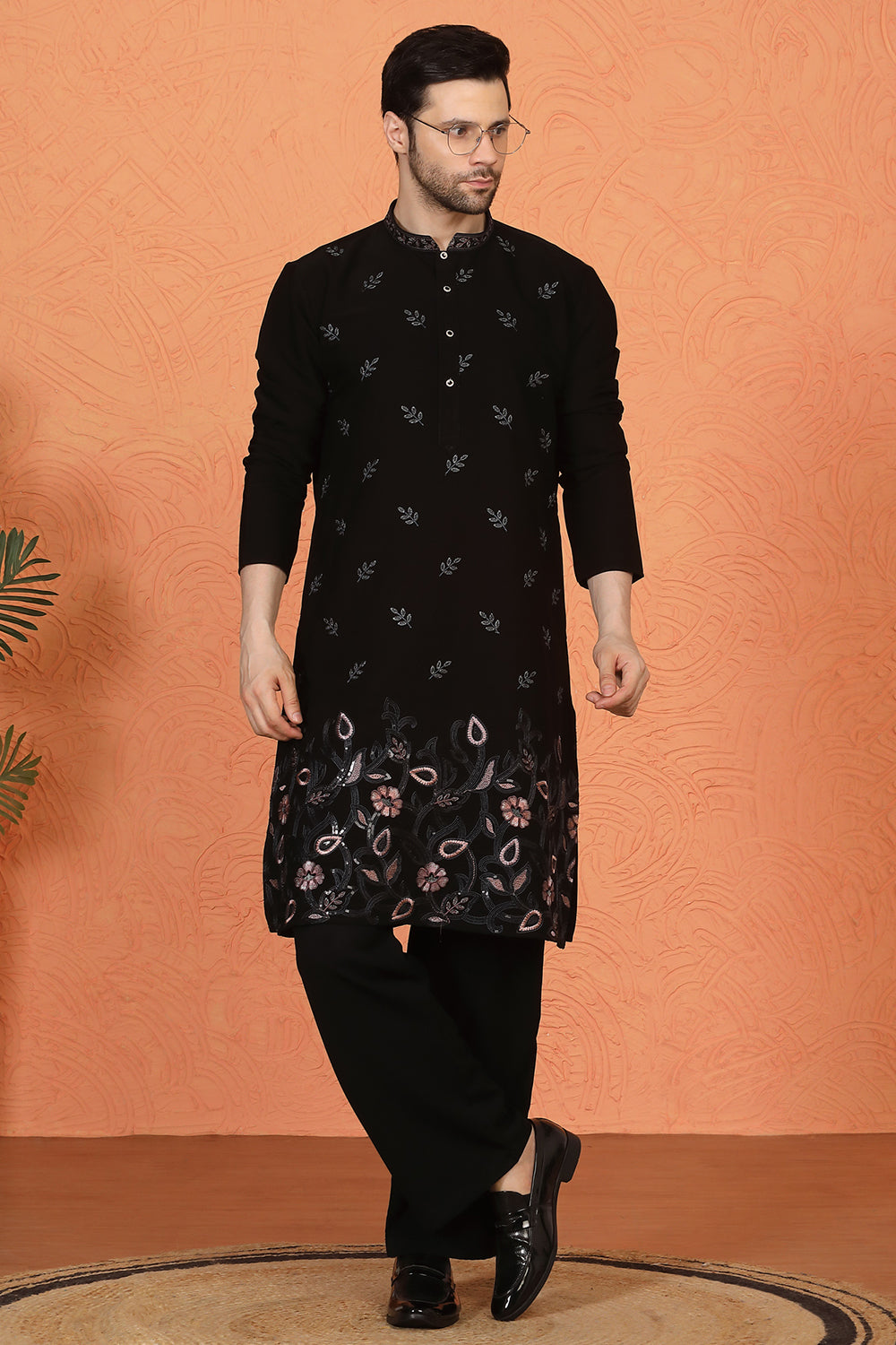 Phool Buta  Patti Embroidered Kurta with Loose Fit Parallel Matching  Pants