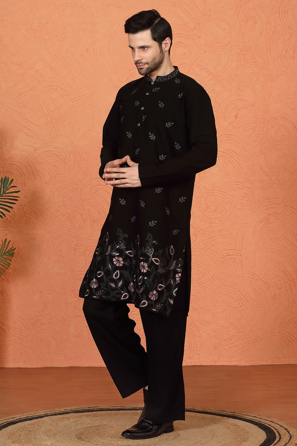 Phool Buta  Patti Embroidered Kurta with Loose Fit Parallel Matching  Pants