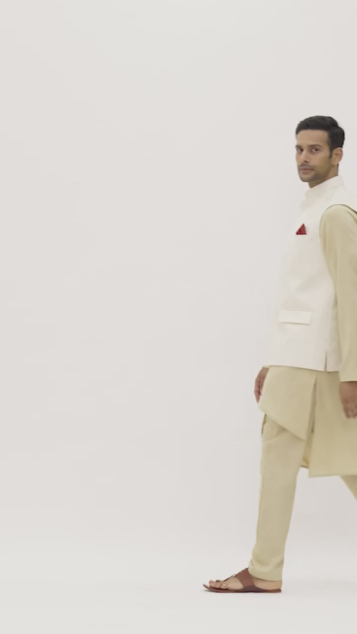 Vikramaditya Embroidered Bundi & Kurta Set