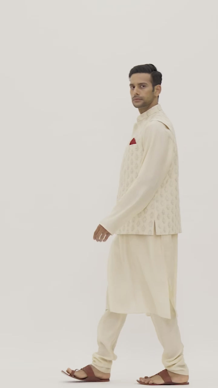 Hast Embroidered Floral Nehru Jacket