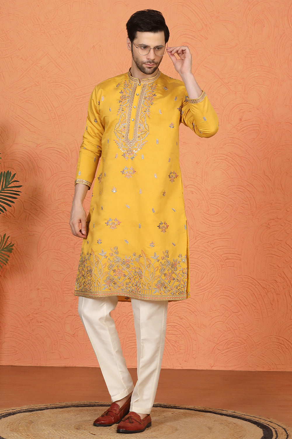 Pushp Gram Embroidered Kurta with  Back Elastic Pants