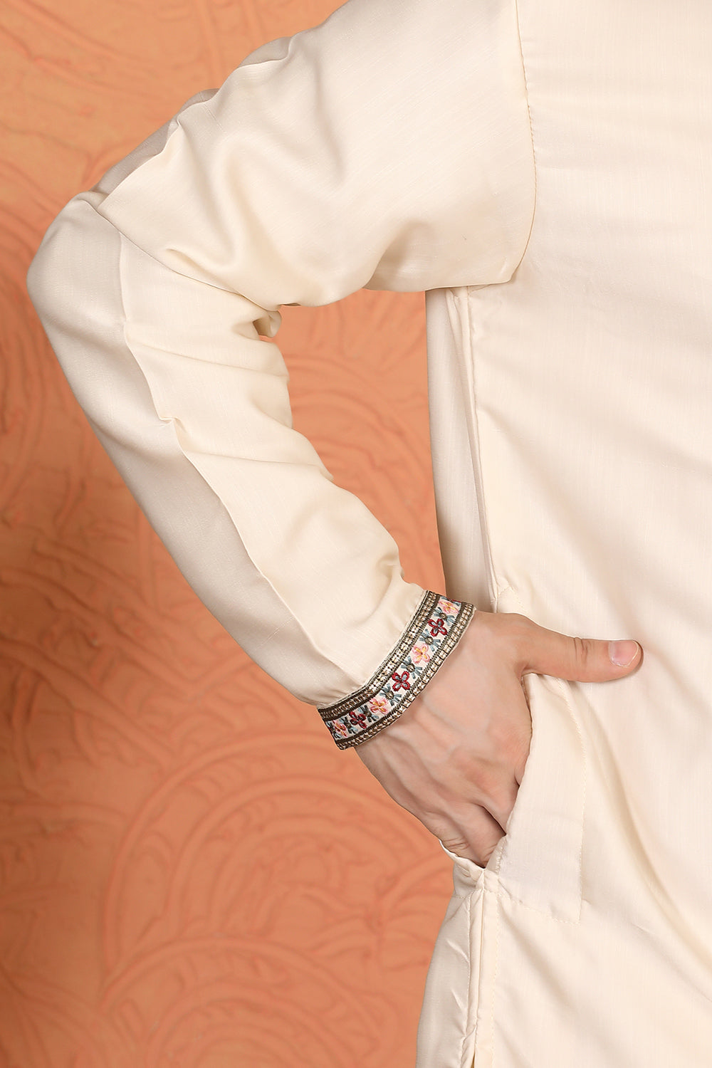 Pushp-Van  Embroidered Kurta with Back Elastic Pants