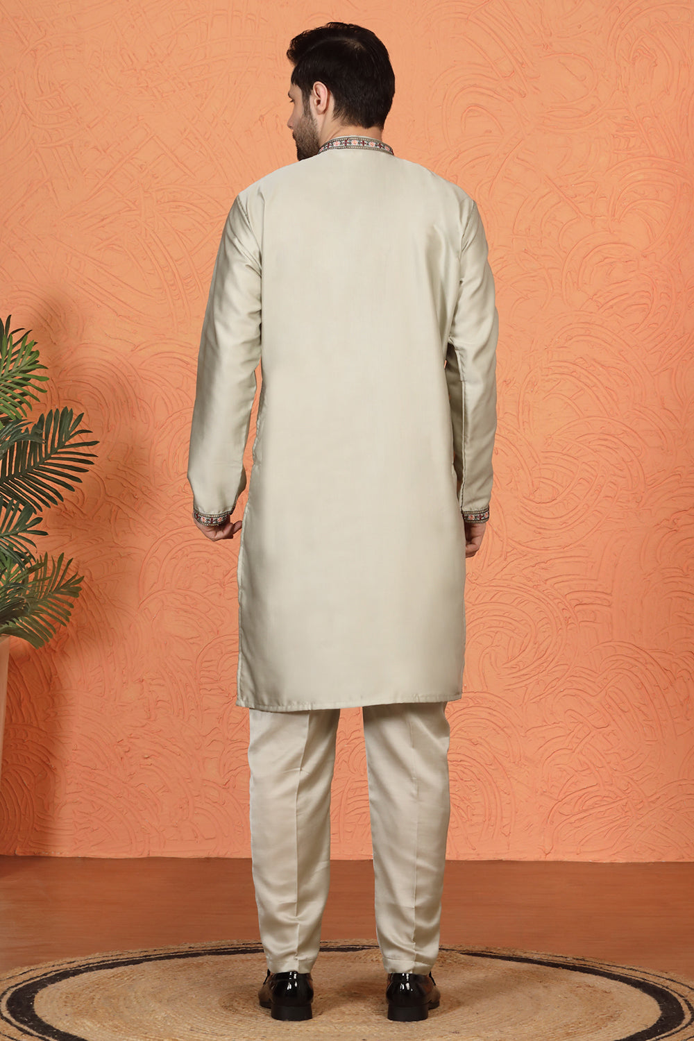 Pushp-Van  Embroidered Kurta with Back Elastic Pants
