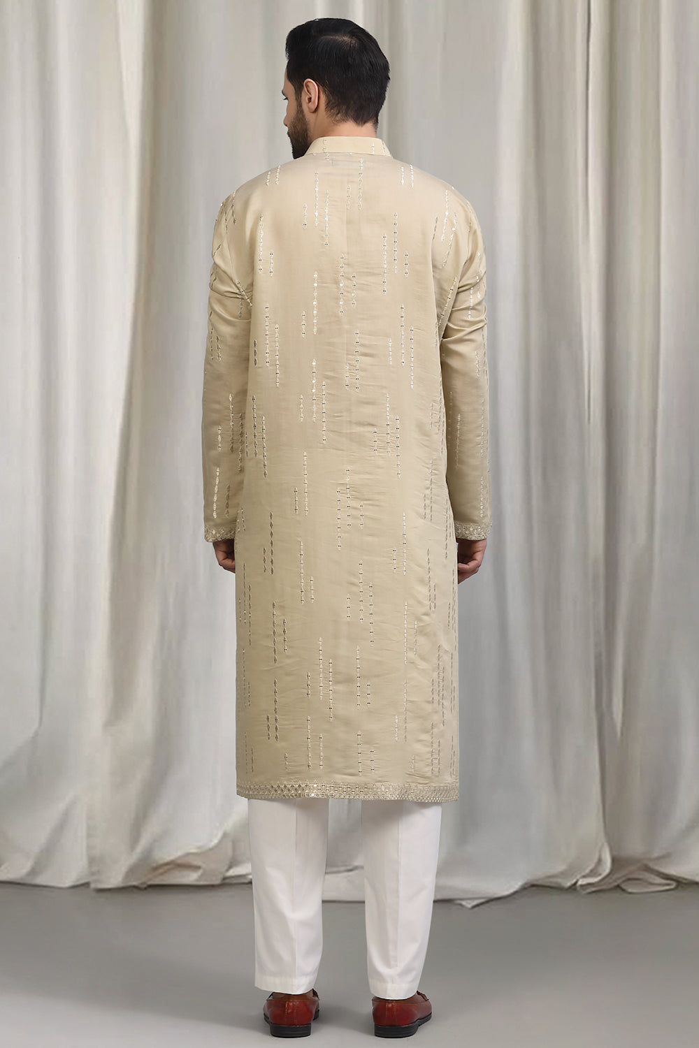 Tyohaar Mirror Embroidered Detail Kurta Set With Dupatta And Pants