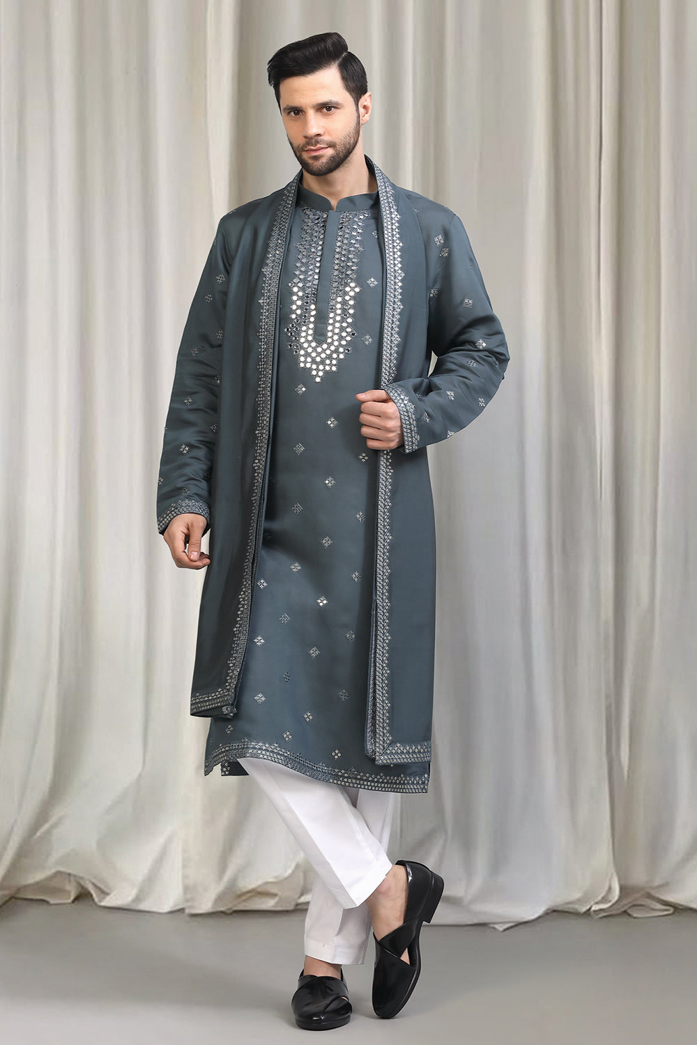 Tyohaar Mirror Embroidered Detail Kurta Set With Dupatta And Pants