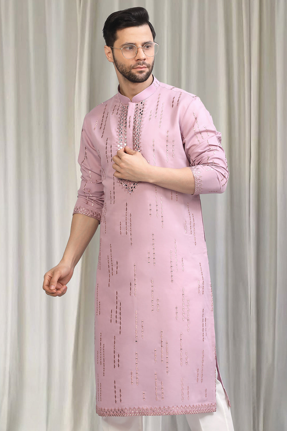 Tyohaar Mirror Embroidered Detail Kurta Set With Dupatta And Pants