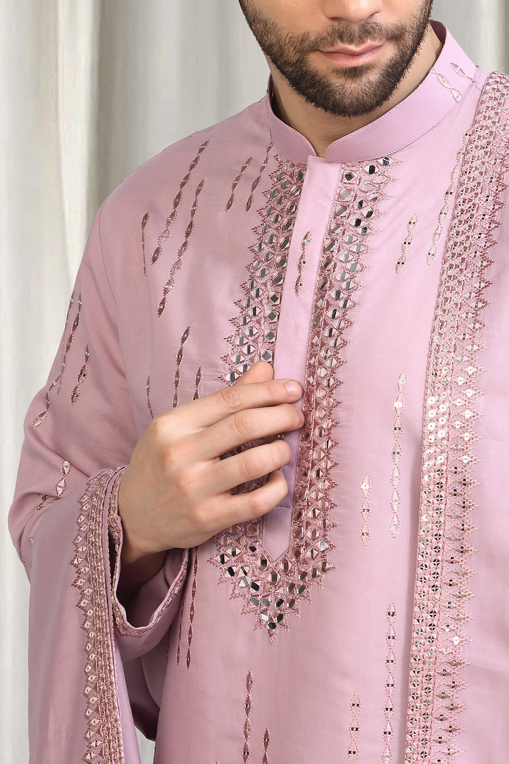 Tyohaar Mirror Embroidered Detail Kurta Set With Dupatta And Pants