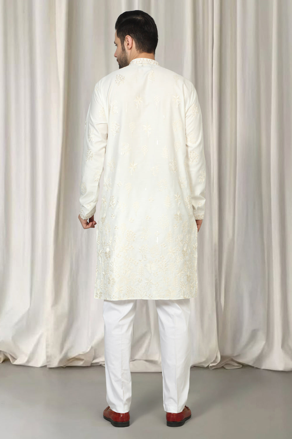 Upwan  Embroidered Kurta Back Elastic Pants