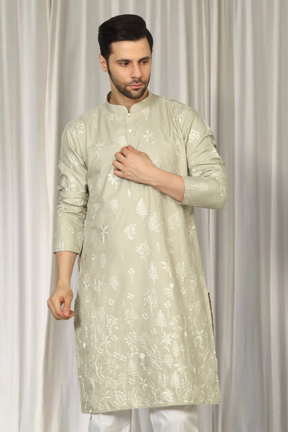 Upwan  Embroidered Kurta Back Elastic Pants