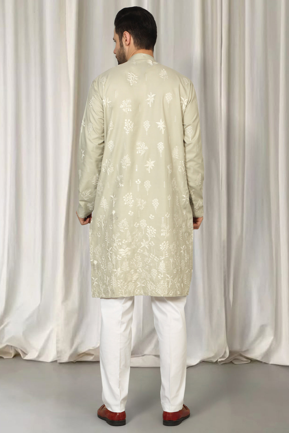 Upwan  Embroidered Kurta Back Elastic Pants