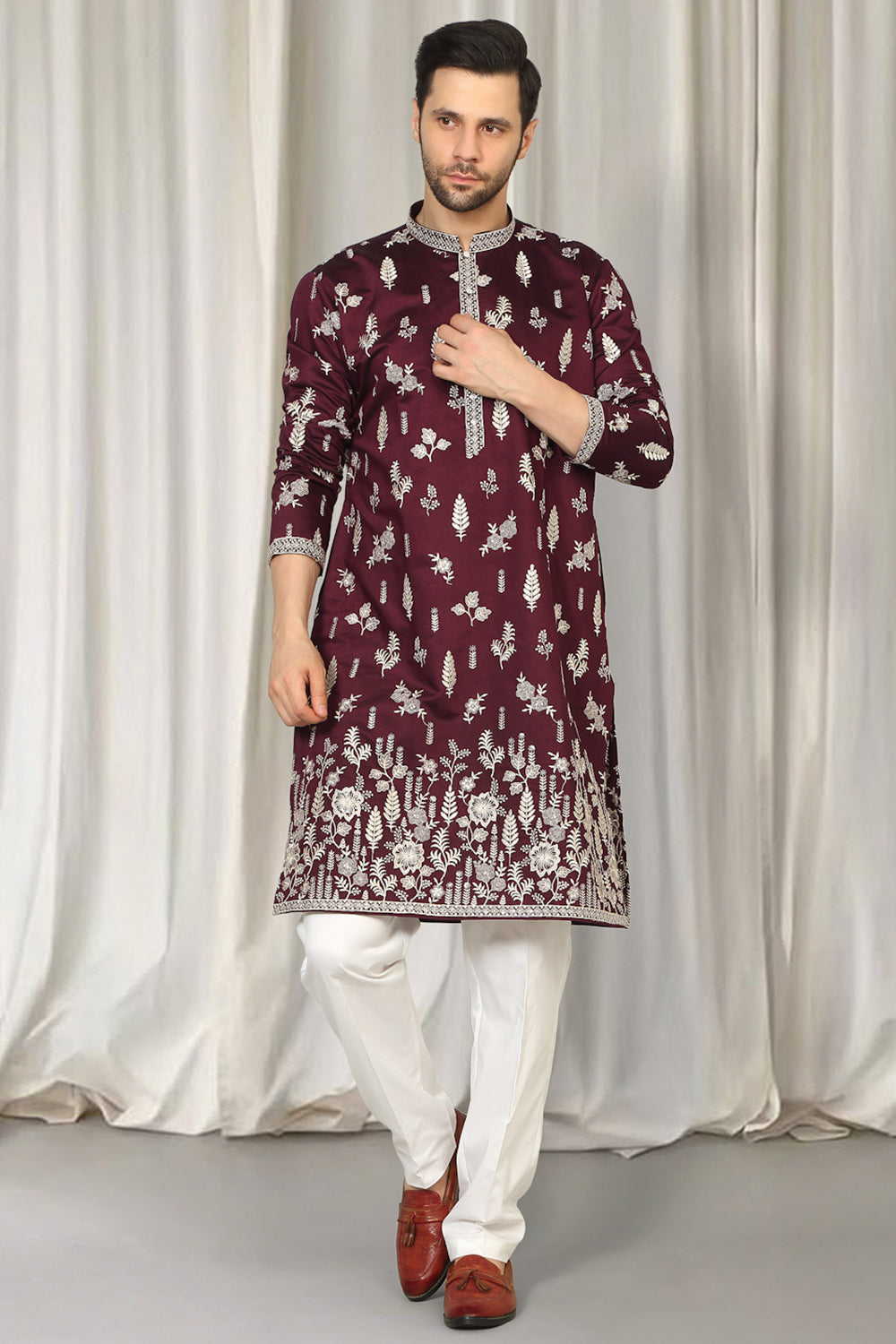 Upwan  Embroidered Kurta Back Elastic Pants