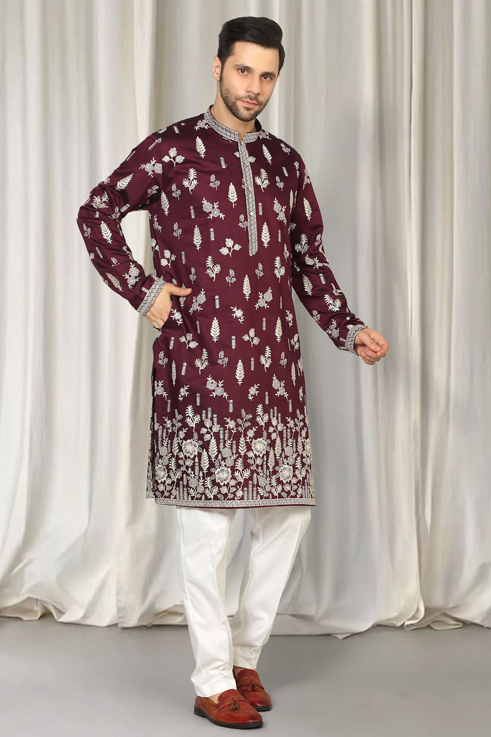 Upwan  Embroidered Kurta Back Elastic Pants
