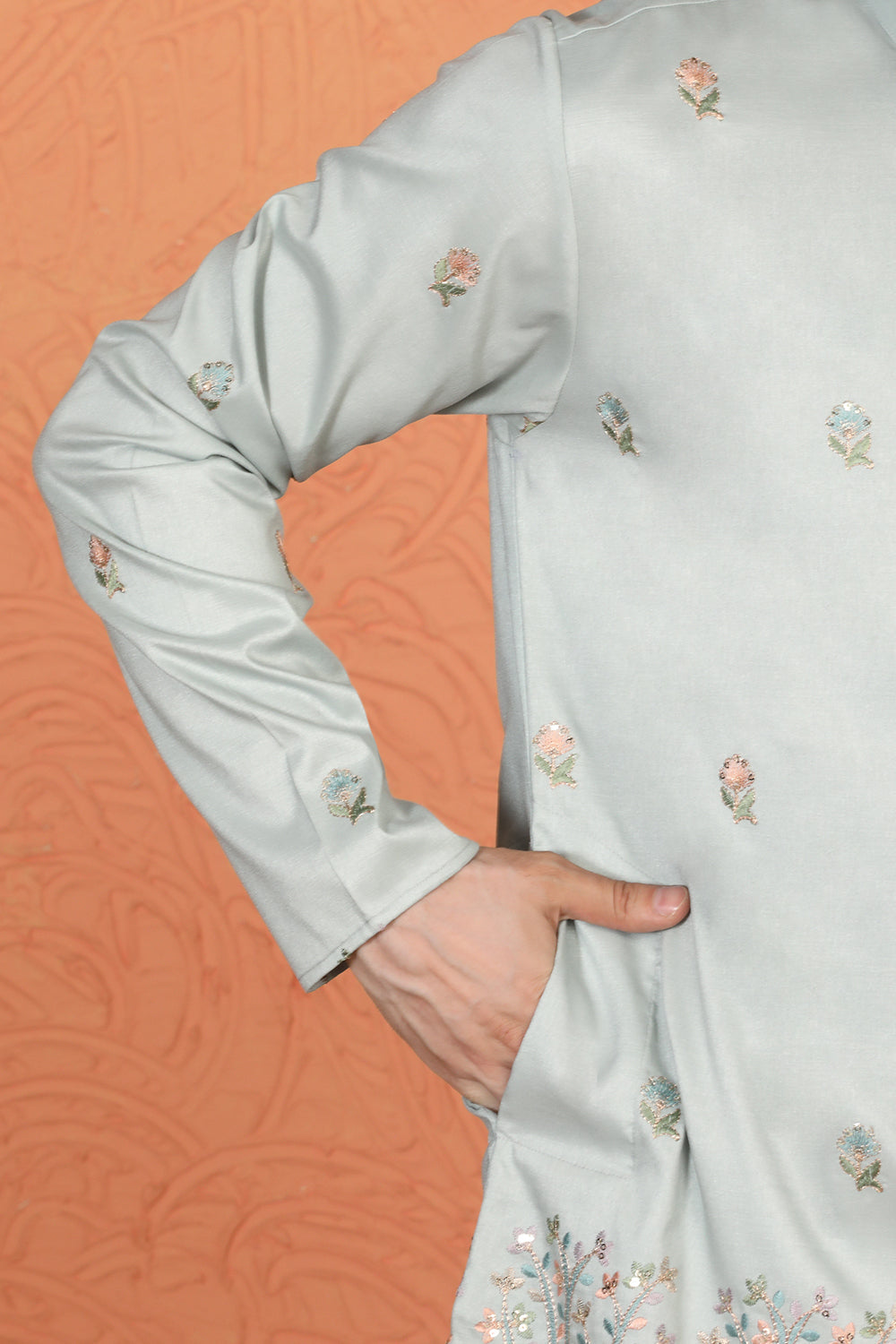 Upwan Utsav  Embroidered Kurta with  Loose Fit Parallel  Pants
