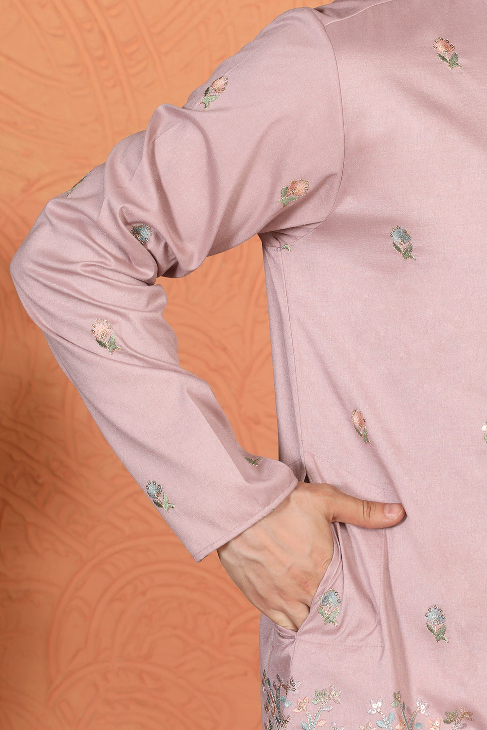 Upwan Utsav  Embroidered Kurta with  Loose Fit Parallel  Pants